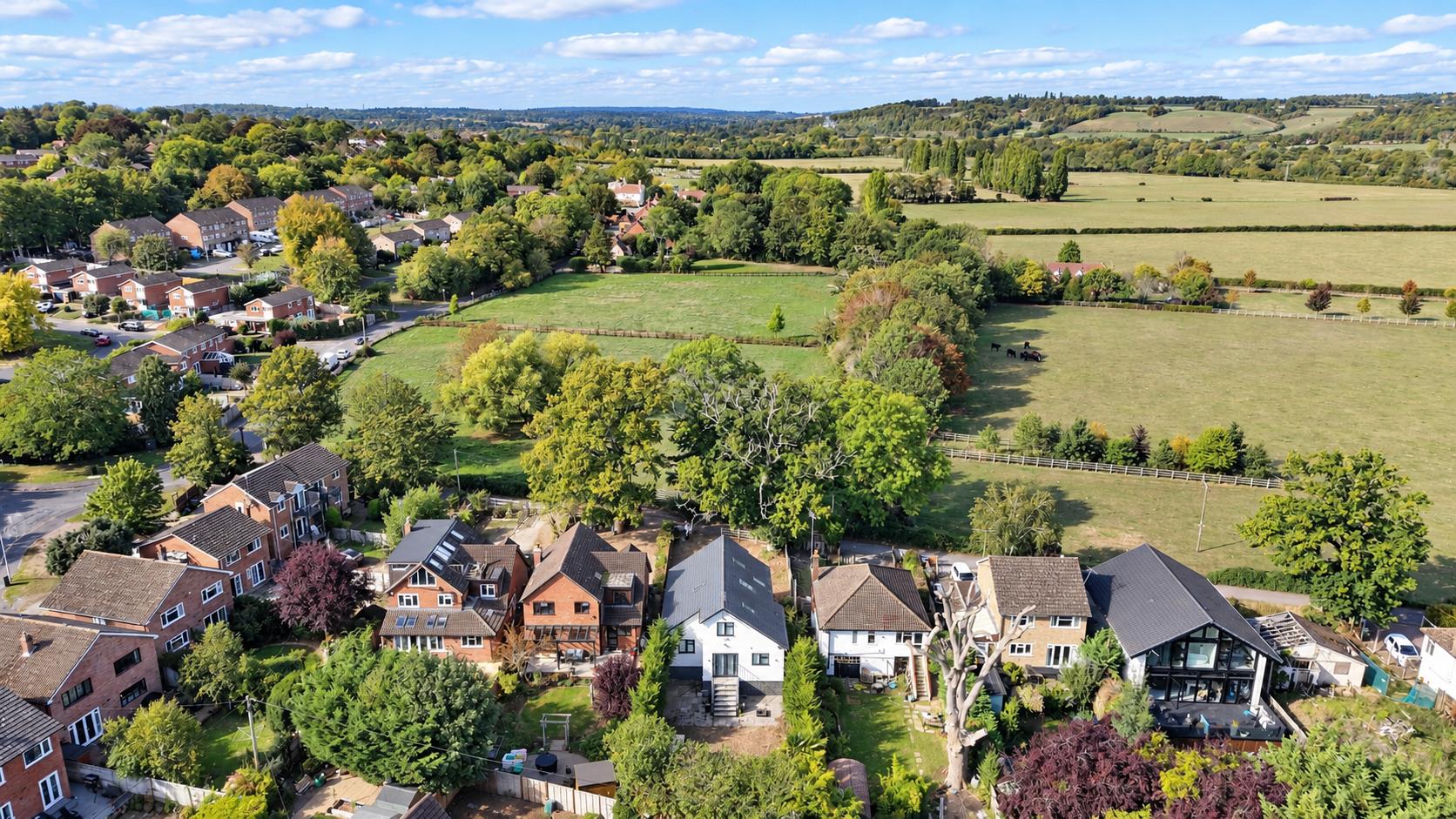 Mapledurham Drive, Purley On Thames